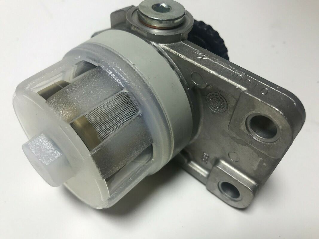 Kraftstoffhebepumpe OE 51121507026 für RE-NAULT RVI Trucks und MAN TGL / TGM